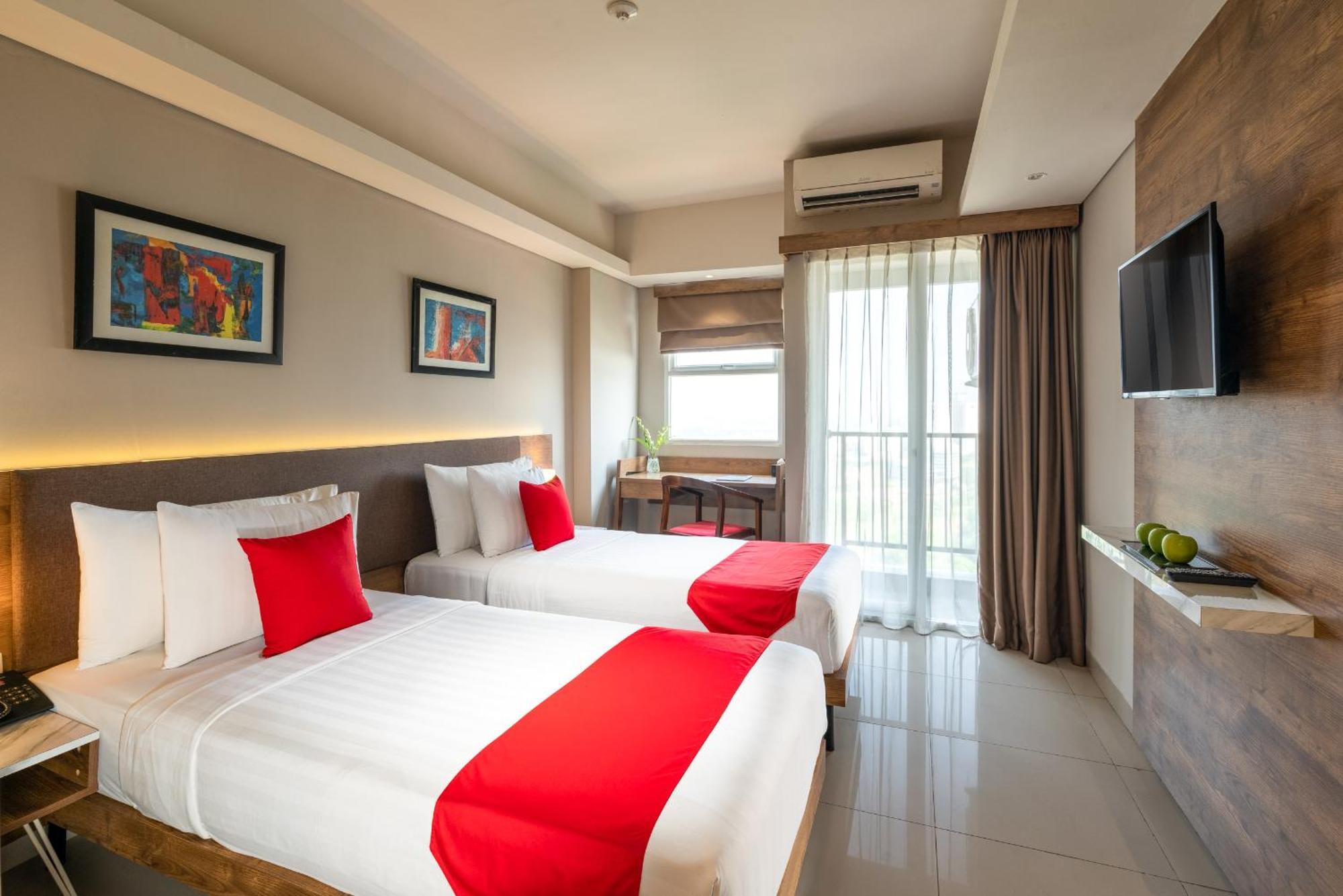 Ramada By Wyndham Serpong Exteriör bild