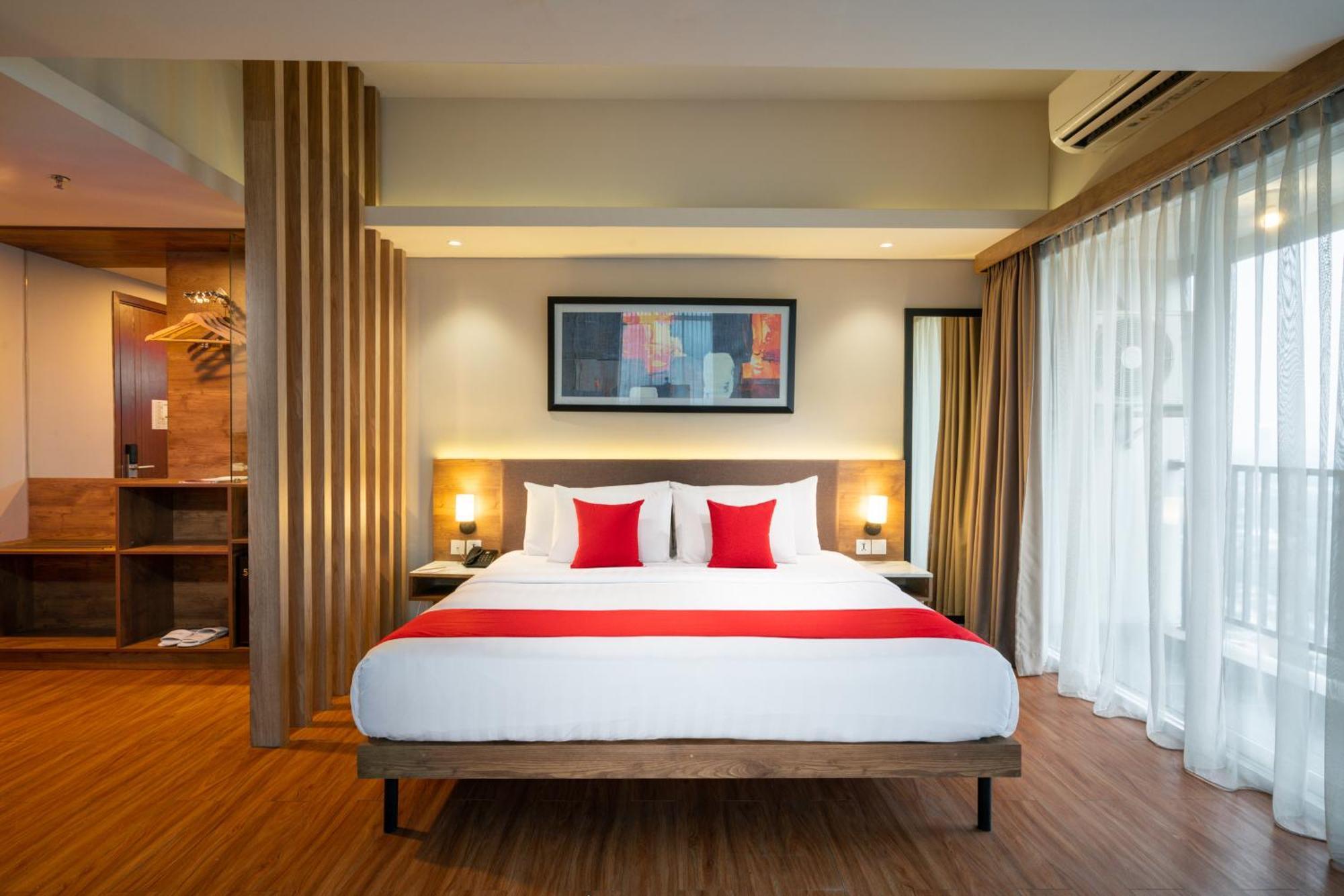 Ramada By Wyndham Serpong Exteriör bild